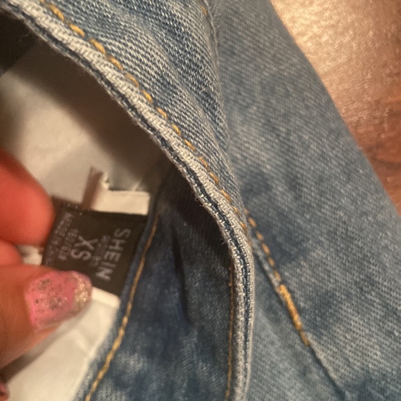 Shein jeans size XS - Picture 3 of 5